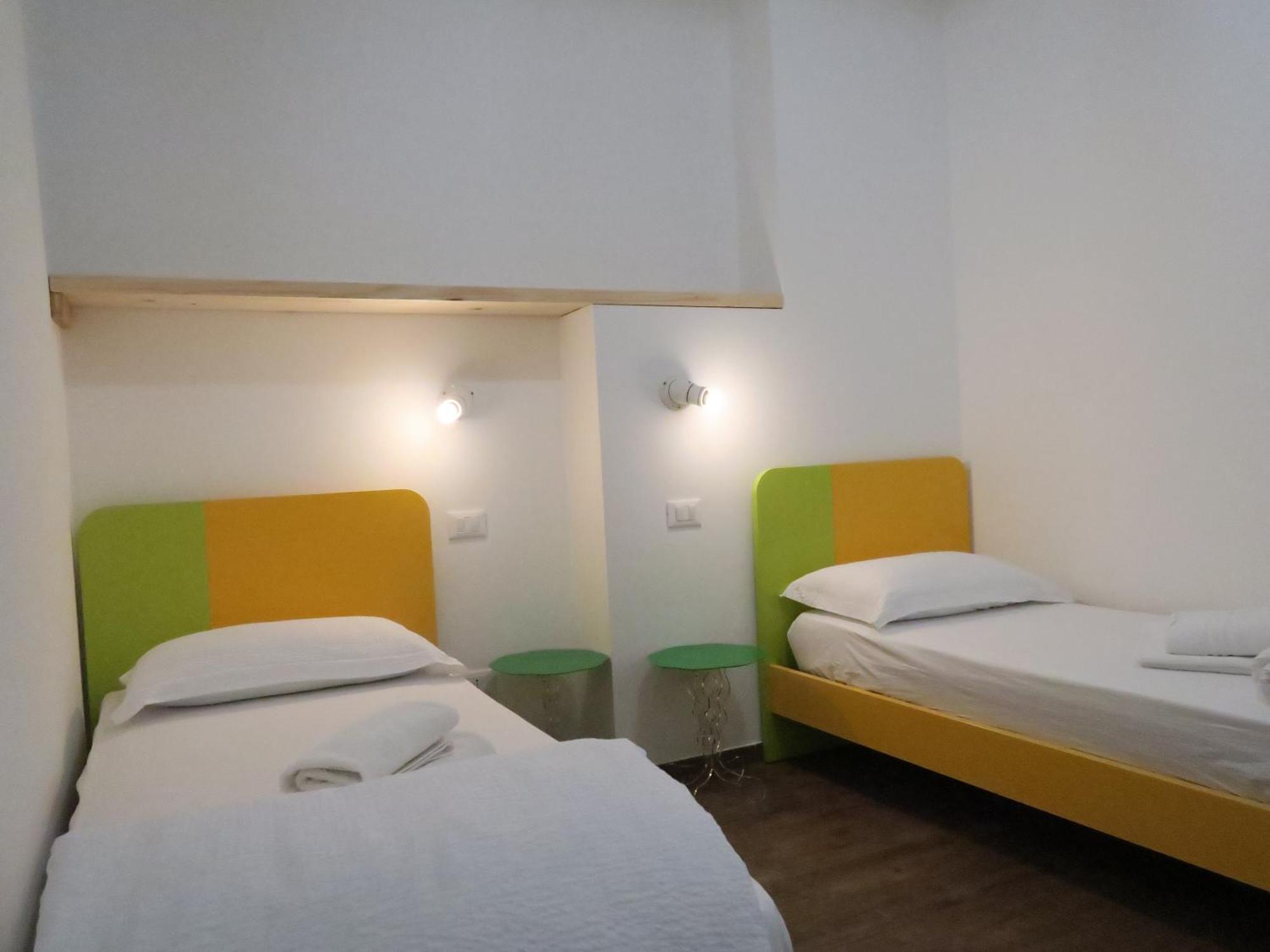 Oasi Da Vinci Aparthotel Tignale Exterior photo