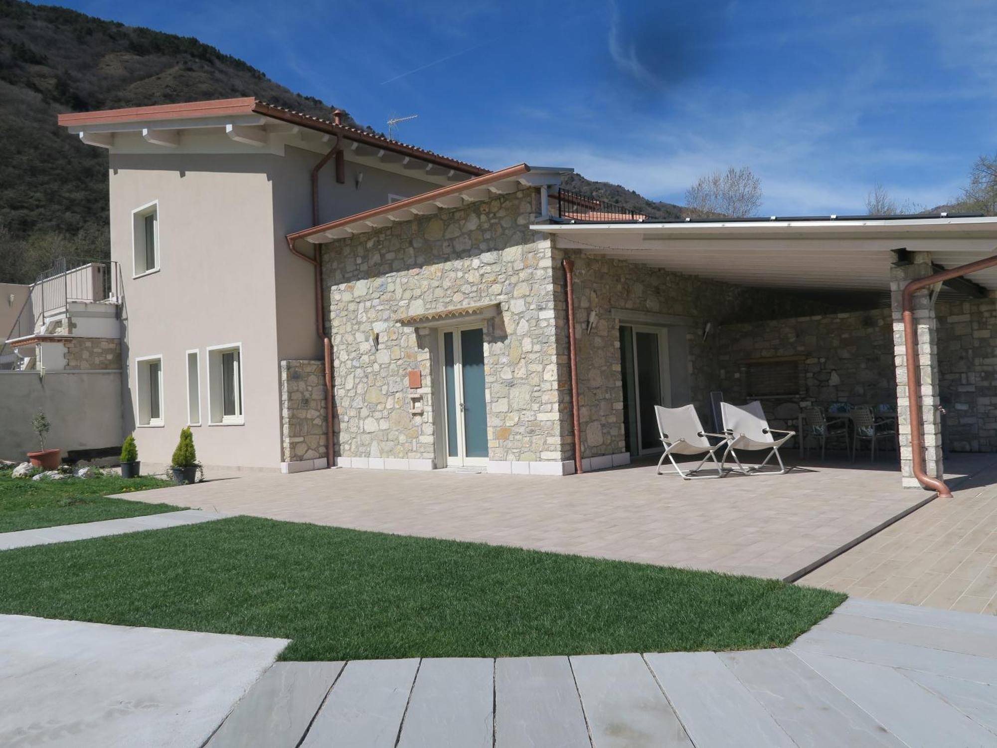 Oasi Da Vinci Aparthotel Tignale Exterior photo
